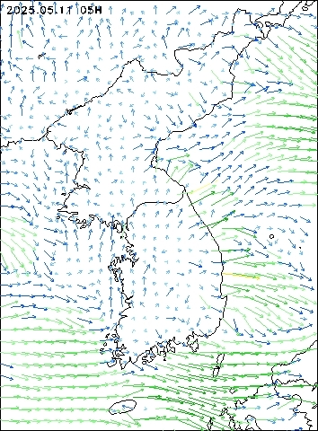 2025-05-11 05 : 00