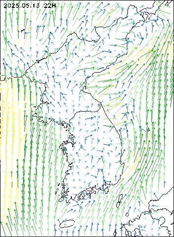 2025-05-13 22 : 00