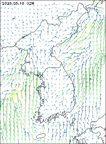 2025-05-15 02 : 00