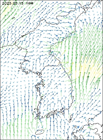 2025-05-15 16 : 00