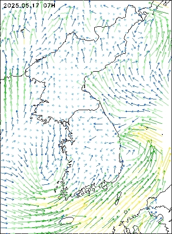 2025-05-17 07 : 00