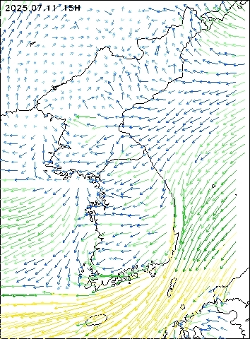 2025-07-11 15 : 00