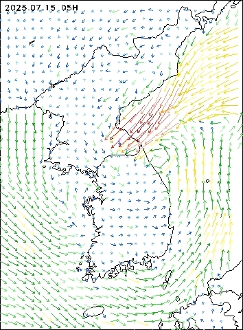 2025-07-15 05 : 00