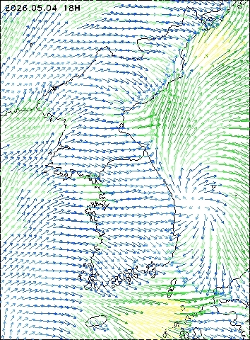 2026-05-04 18 : 00