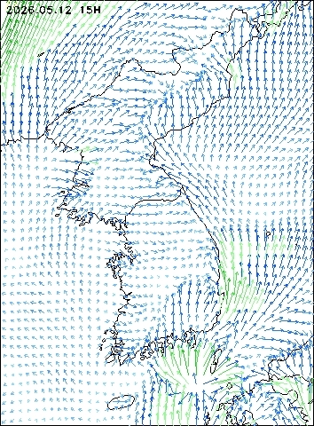 2026-05-12 15 : 00
