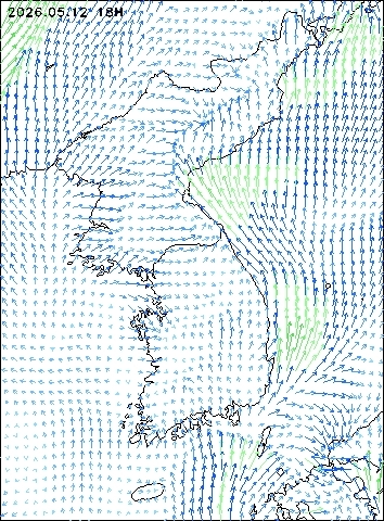 2026-05-12 18 : 00