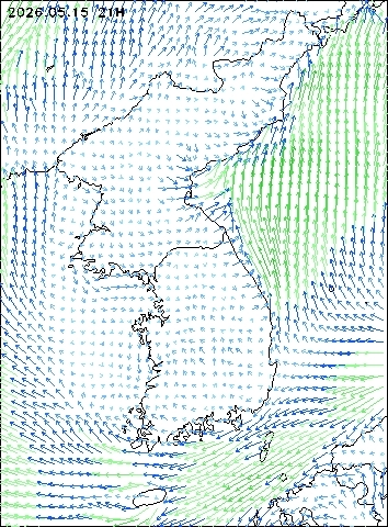 2026-05-15 21 : 00