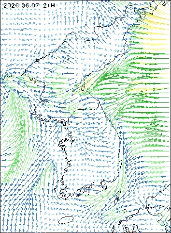 2026-06-07 21 : 00