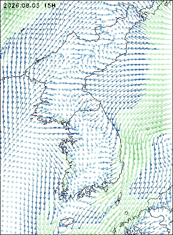 2026-08-03 15 : 00