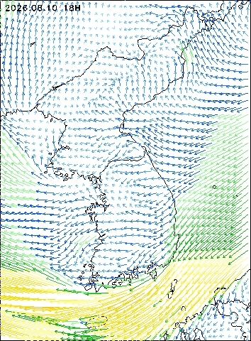 2026-08-10 18 : 00