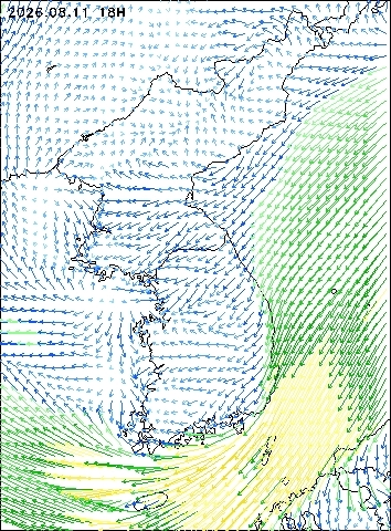 2026-08-11 18 : 00