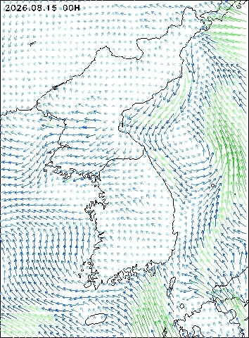 2026-08-15 00 : 00