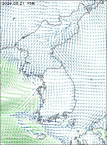 2026-08-21 15 : 00