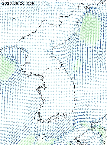 2026-08-26 03 : 00